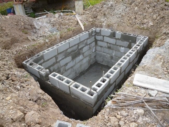 construction of a septic tank on site