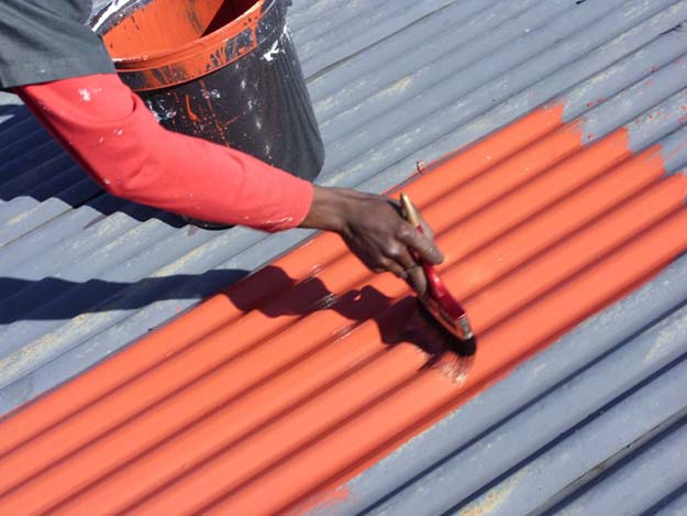 metals been painted to prevent them from rusting